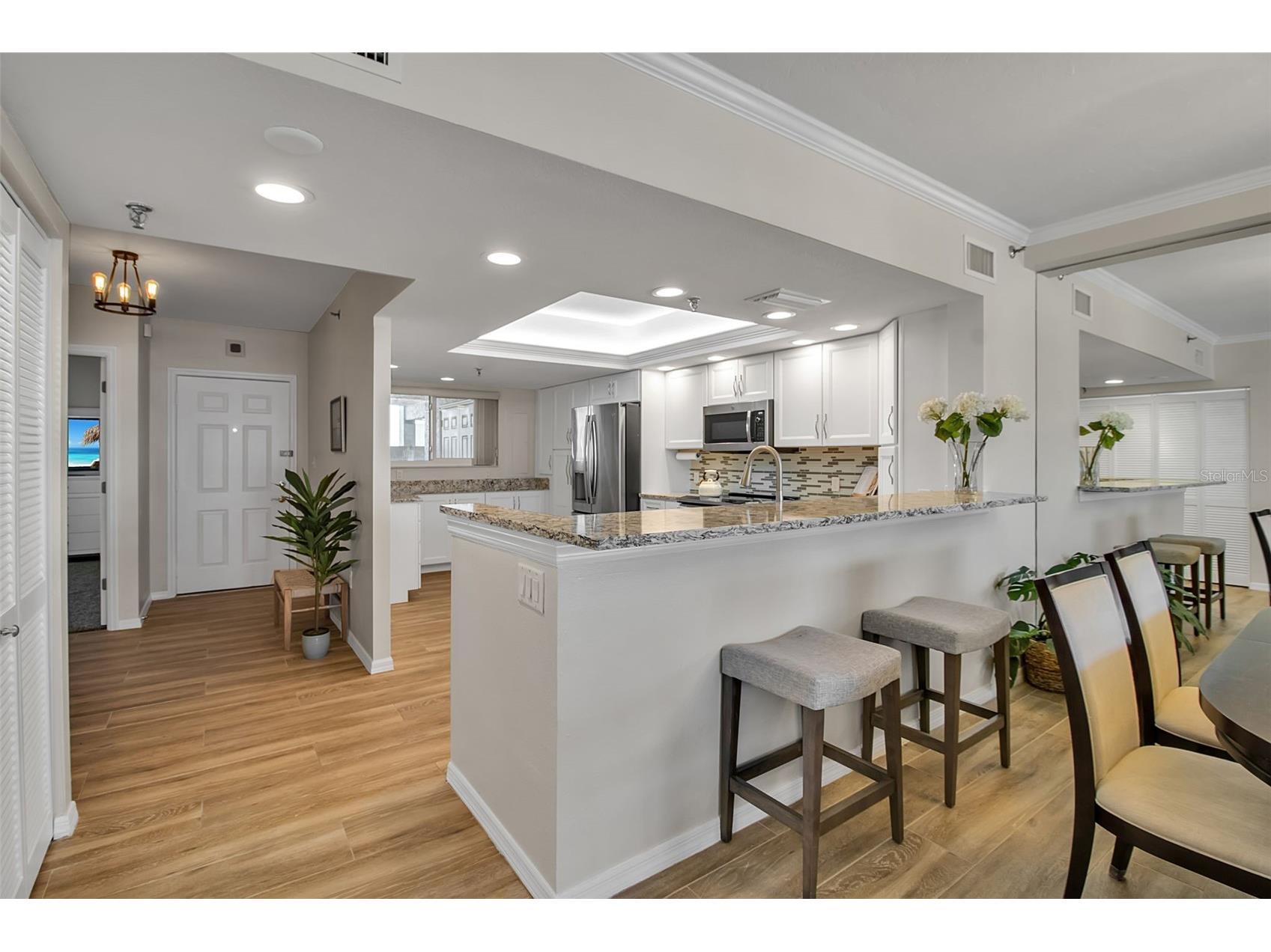 1485 Gulf Of Mexico Drive #303 Longboat Key FL 34228 - GULF OF MEXICO A4679674 image9