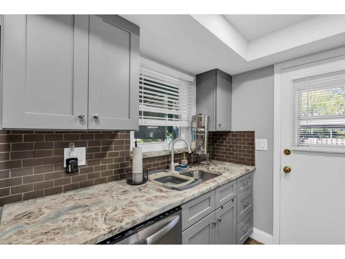 1485 Lakeview Road #2 Clearwater FL 33756 TB8400856 image4