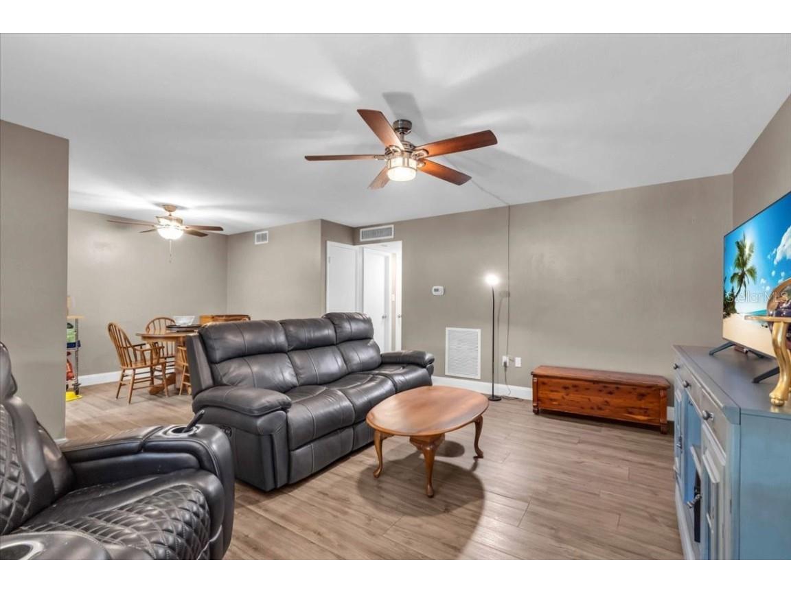 1485 Lakeview Road #2 Clearwater FL 33756 TB8400856 image8