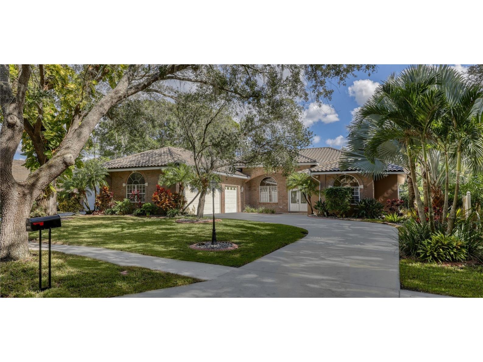1485 Whisper Wind Ln Oldsmar FL 34677 U8221799 image1