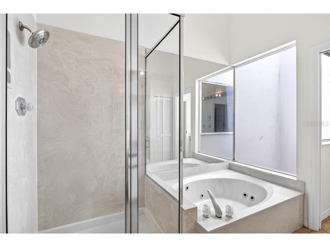 14856 Par Club Circle #14856 Tampa FL 33618 TB8378450 image24