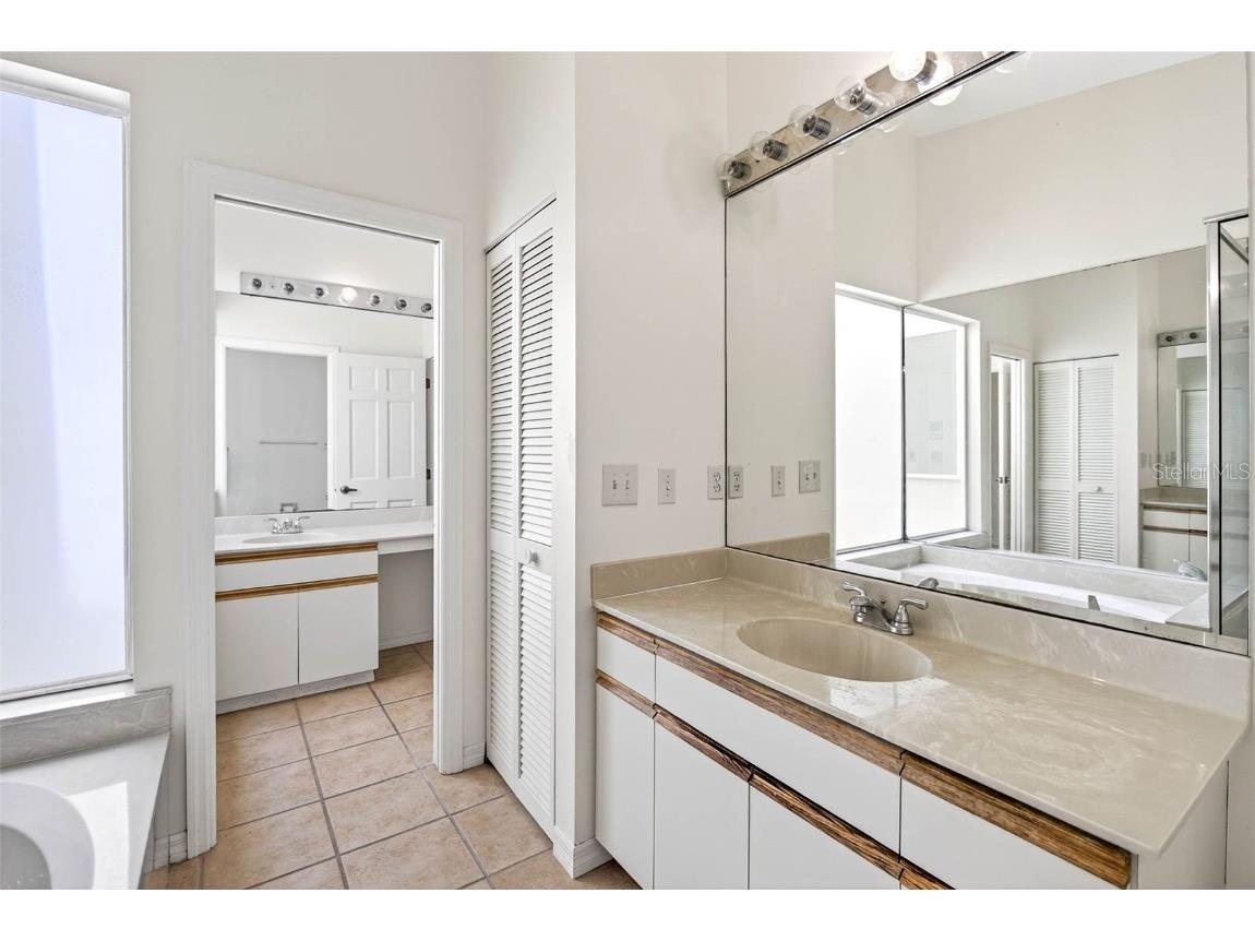 14856 Par Club Circle #14856 Tampa FL 33618 TB8378450 image25