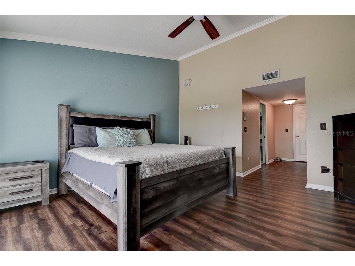 14859 Seminole Trail Seminole FL 33776 TB8446687 image27