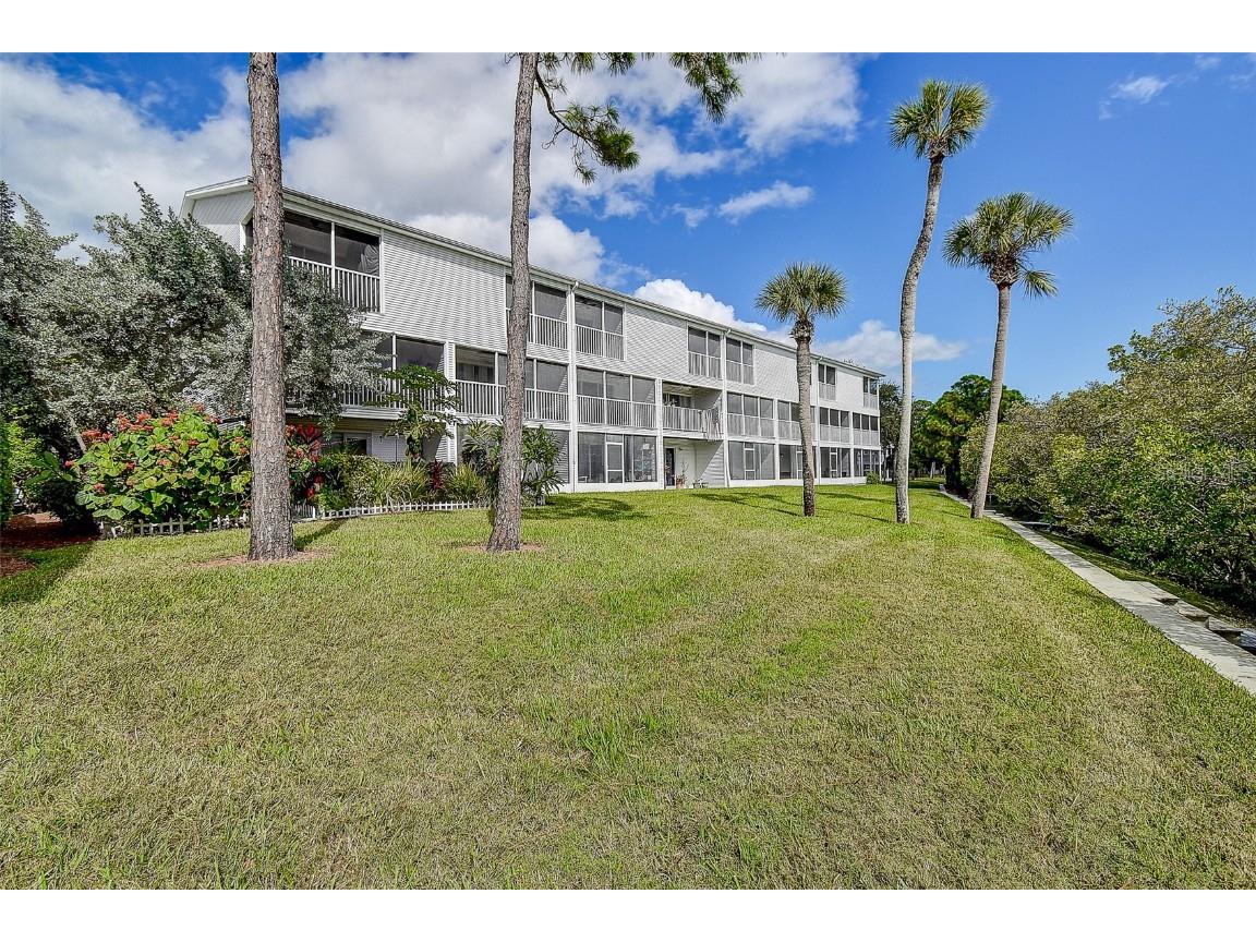 14859 Seminole Trail Seminole FL 33776 TB8446687 image40