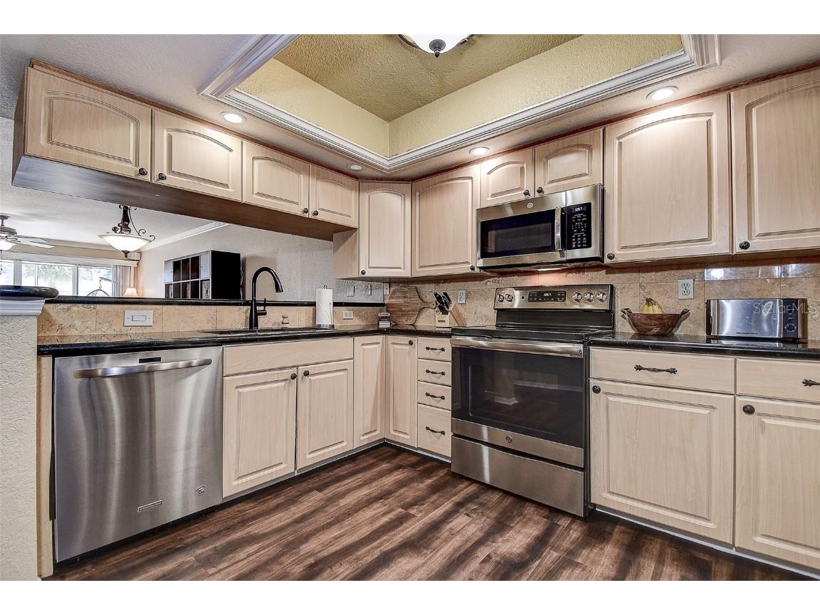 14859 Seminole Trail Seminole FL 33776 TB8446687 image7