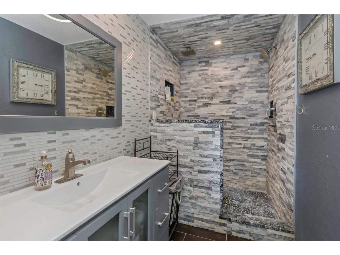 14865 Wildwood Drive Largo FL 33774 TB8432255 image30