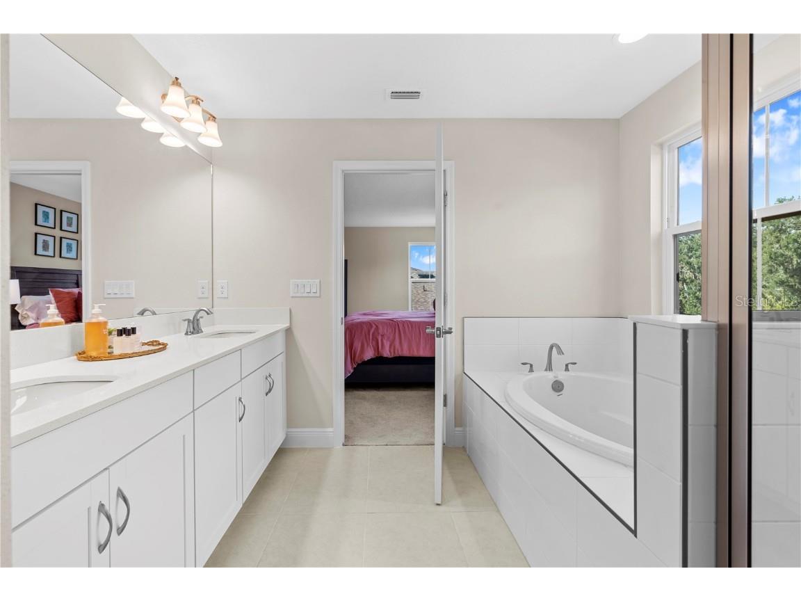 14868 Summer Branch Drive Lithia FL 33547 TB8438610 image40