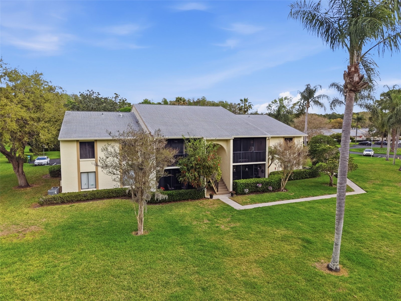 1488 Pine Glen Lane #B2 Tarpon Springs FL 34688 TB8486714 image1
