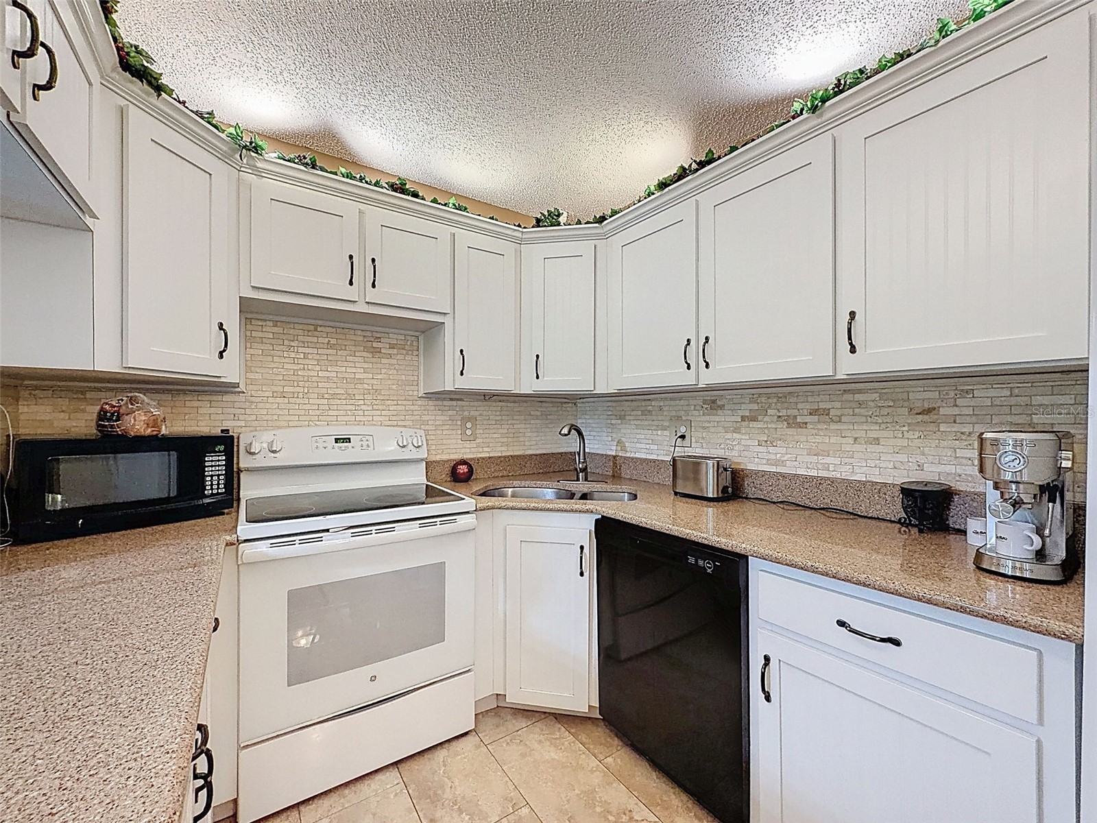 1488 Pine Glen Lane #B2 Tarpon Springs FL 34688 TB8486714 image27