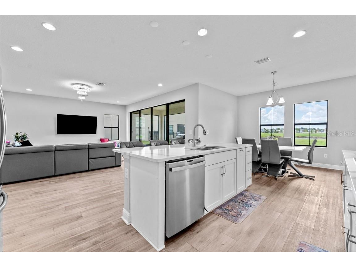 14885 Paddock Pond Avenue Lithia FL 33547 TB8414153 image15