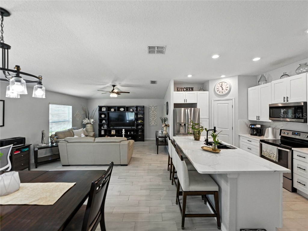 149 Cascade Bend Drive Ruskin FL 33570 TB8412597 image22