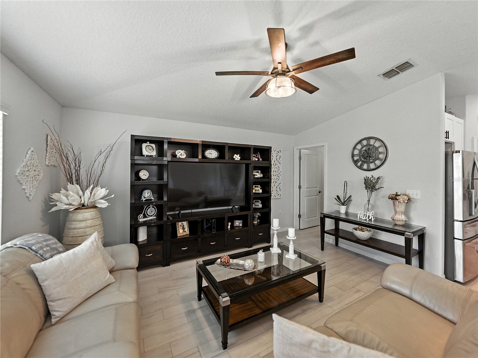 149 Cascade Bend Drive Ruskin FL 33570 TB8504111 image14