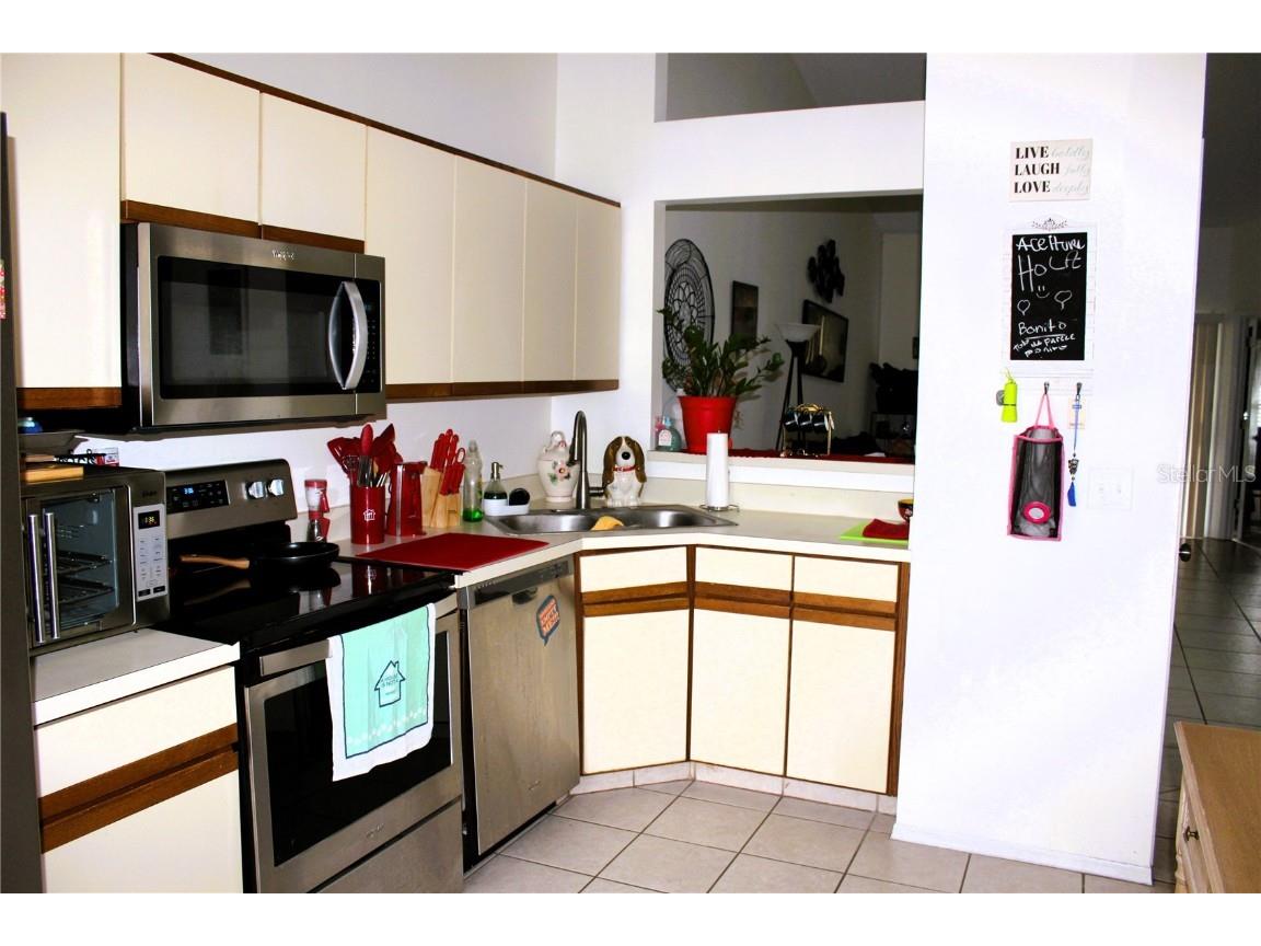 149 Lakepointe Circle Kissimmee FL 34743 O6351459 image19