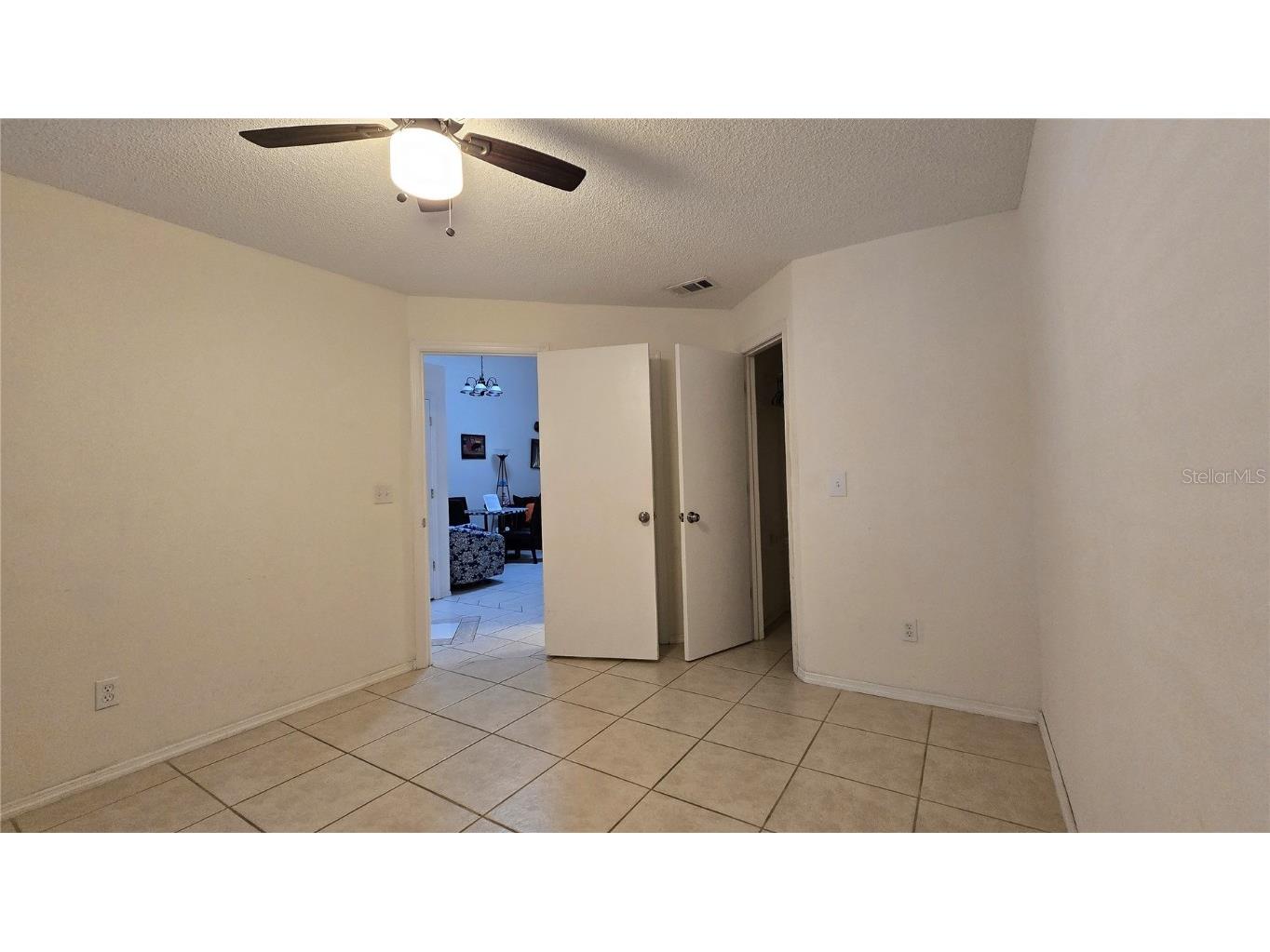 149 Lakepointe Circle Kissimmee FL 34743 O6351459 image28