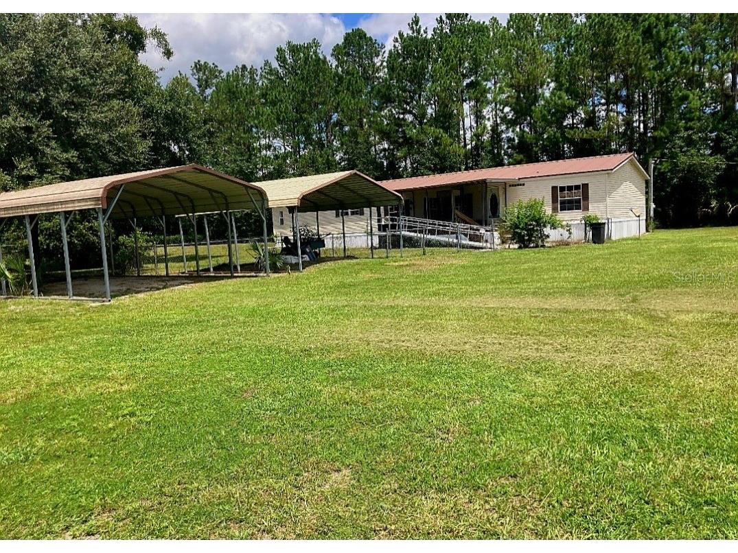 149 Litzell Road Interlachen FL 32148 P4935592 image1