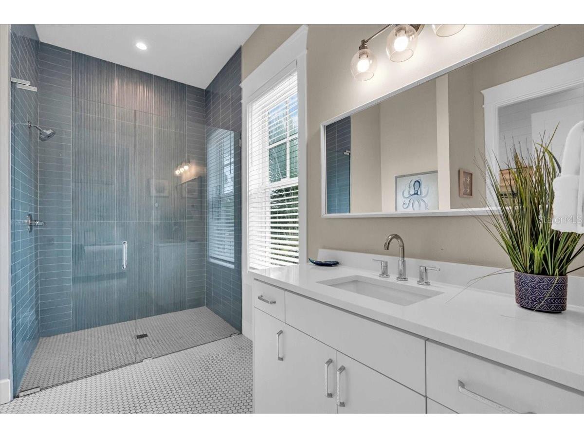 149 Mckinley Drive Sarasota FL 34236 A4676647 image62