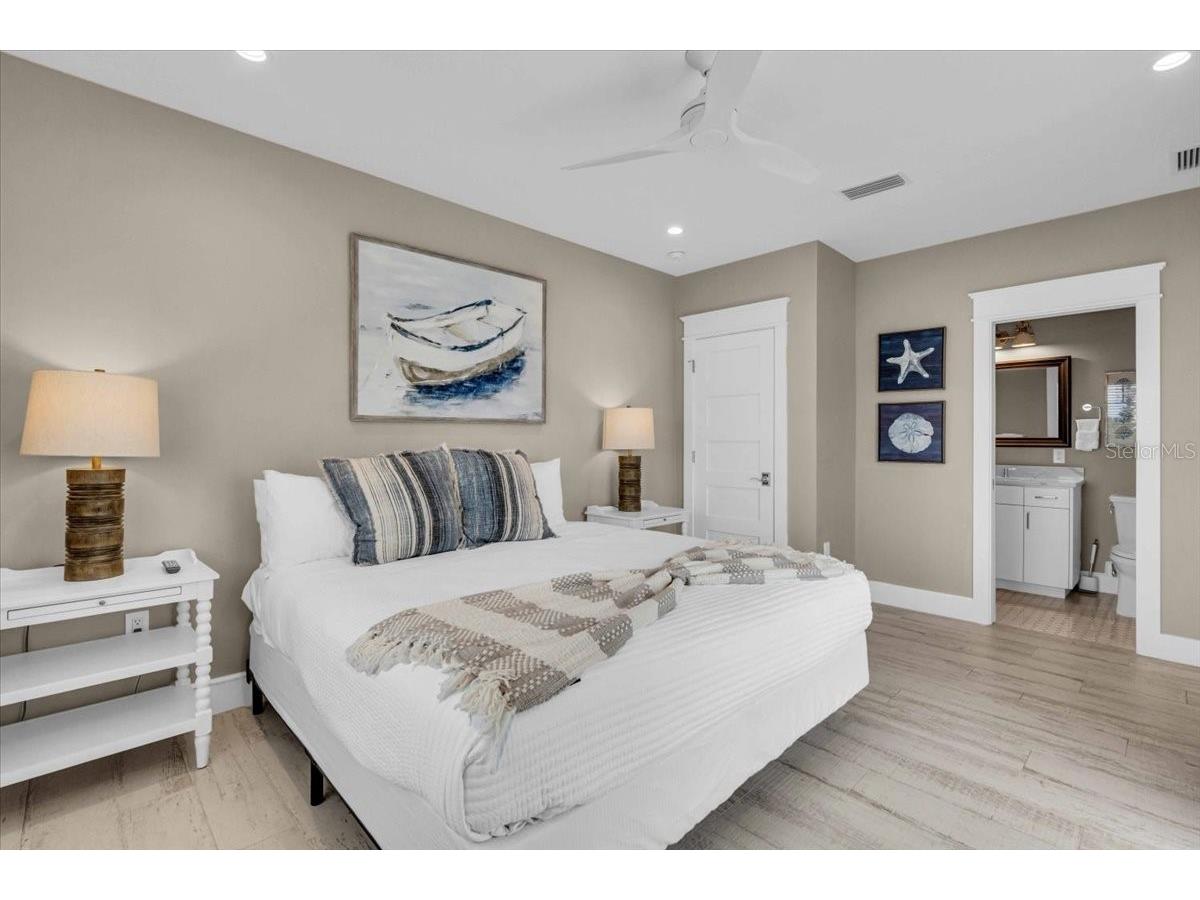 149 Mckinley Drive Sarasota FL 34236 A4676647 image70