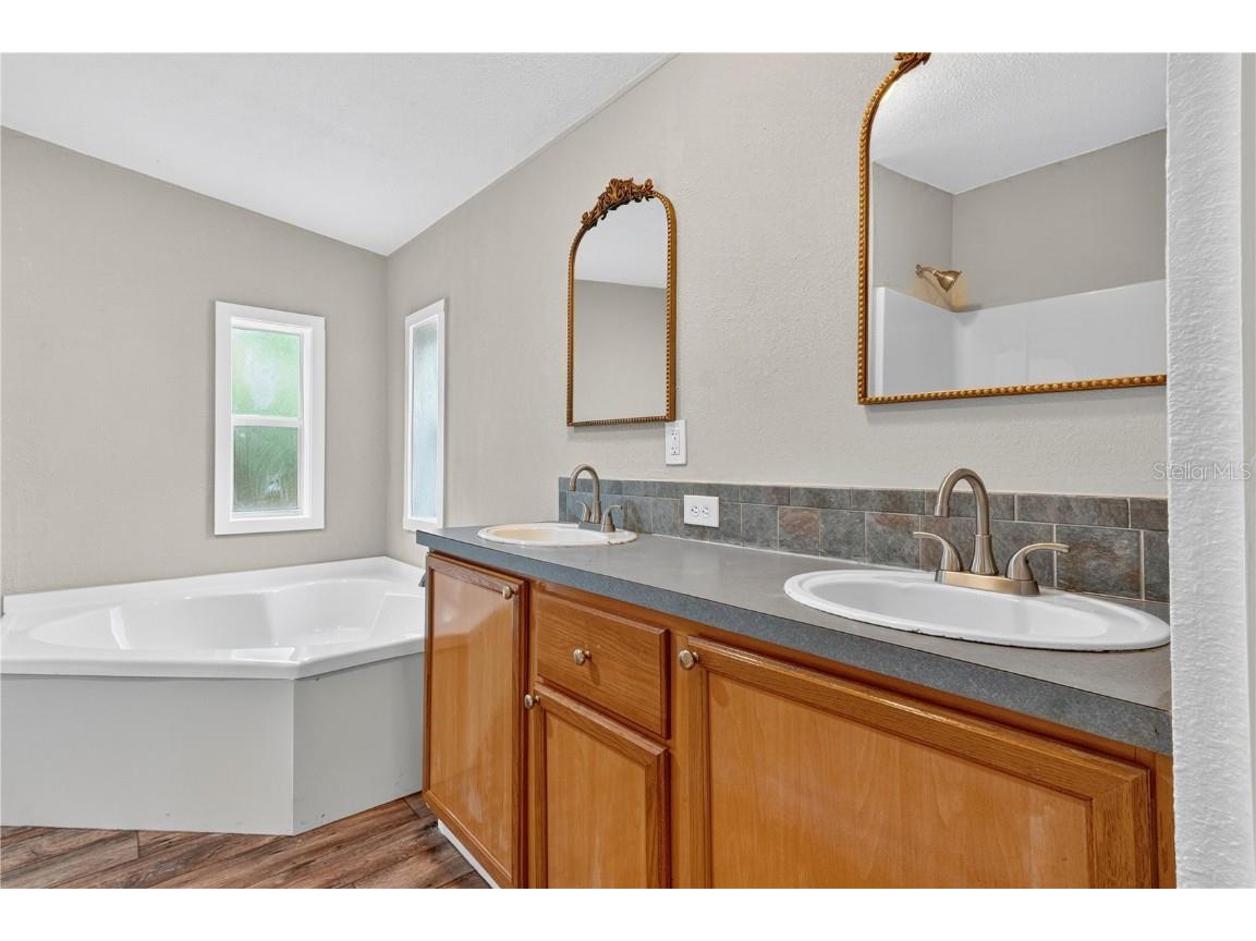 149 NE 617th Street Old Town FL 32680 GC533523 image25