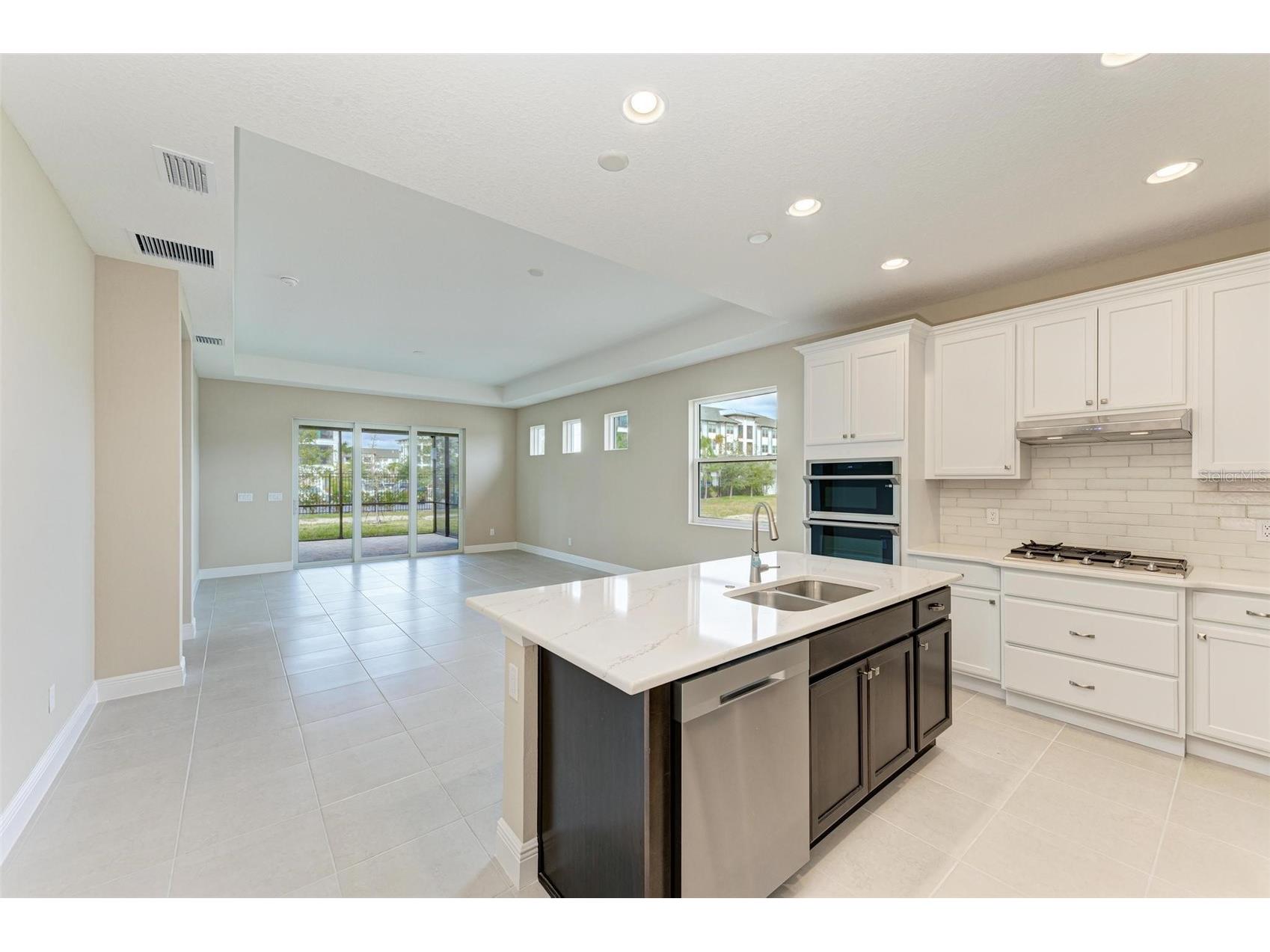 149 Okeeffe Circle Bradenton FL 34212 A4698548 image4
