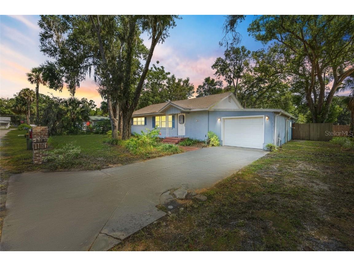 149 Palm Court Umatilla FL 32784 O6339644 image1