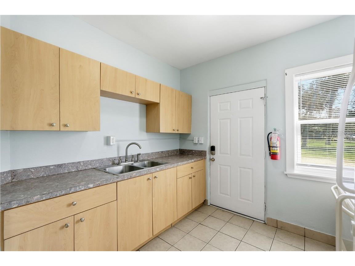 149 S Hollywood Avenue Daytona Beach FL 32118 V4945428 image21