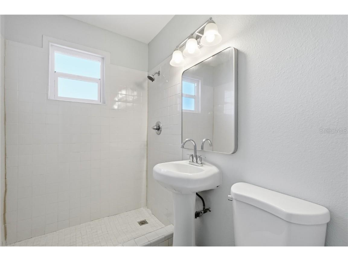 149 S Hollywood Avenue Daytona Beach FL 32118 V4945428 image36