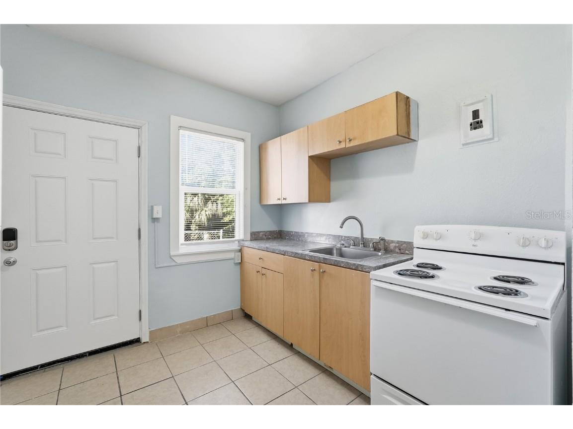 149 S Hollywood Avenue Daytona Beach FL 32118 V4945428 image38