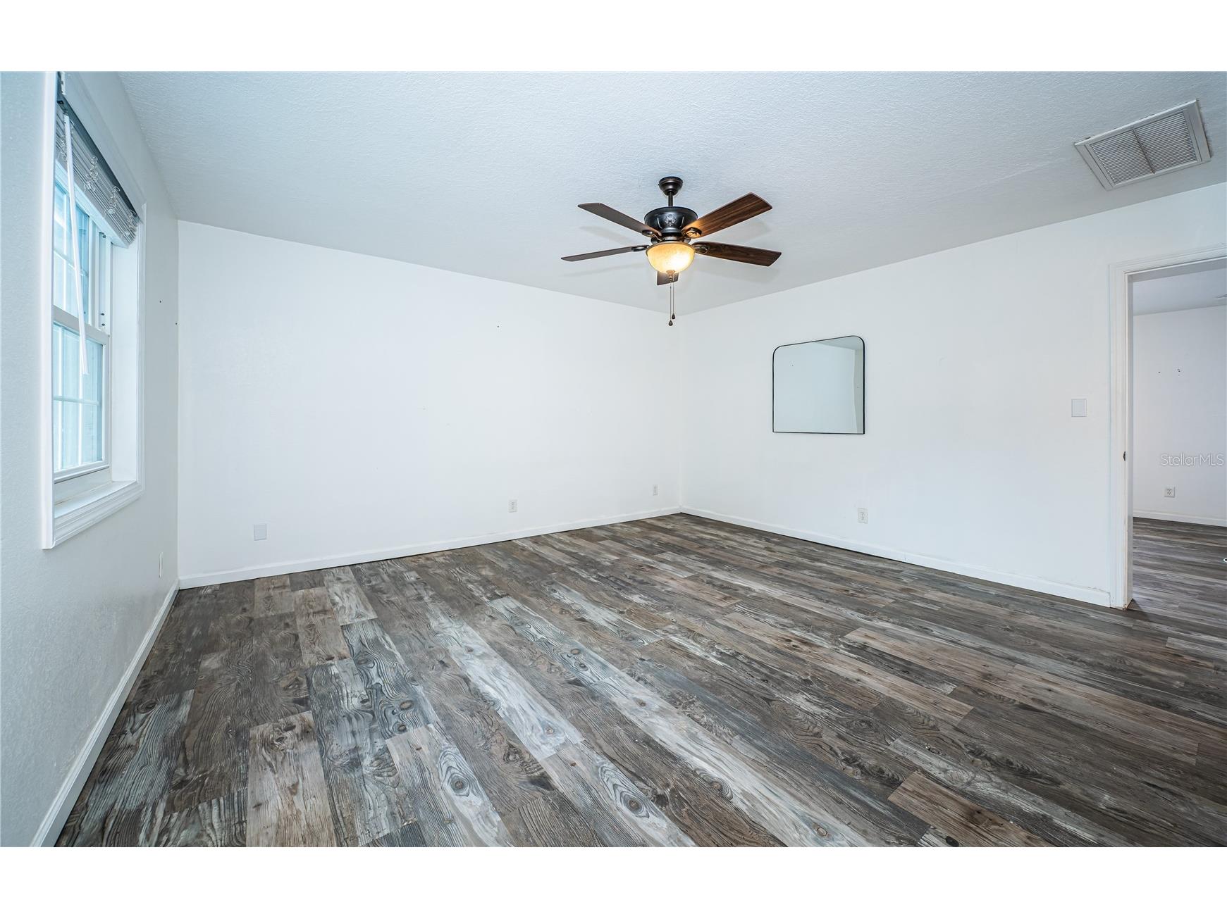 149 Seahorse Drive SE #H Saint Petersburg FL 33705 - BIG BAYOU LAKE TB8519687 image20