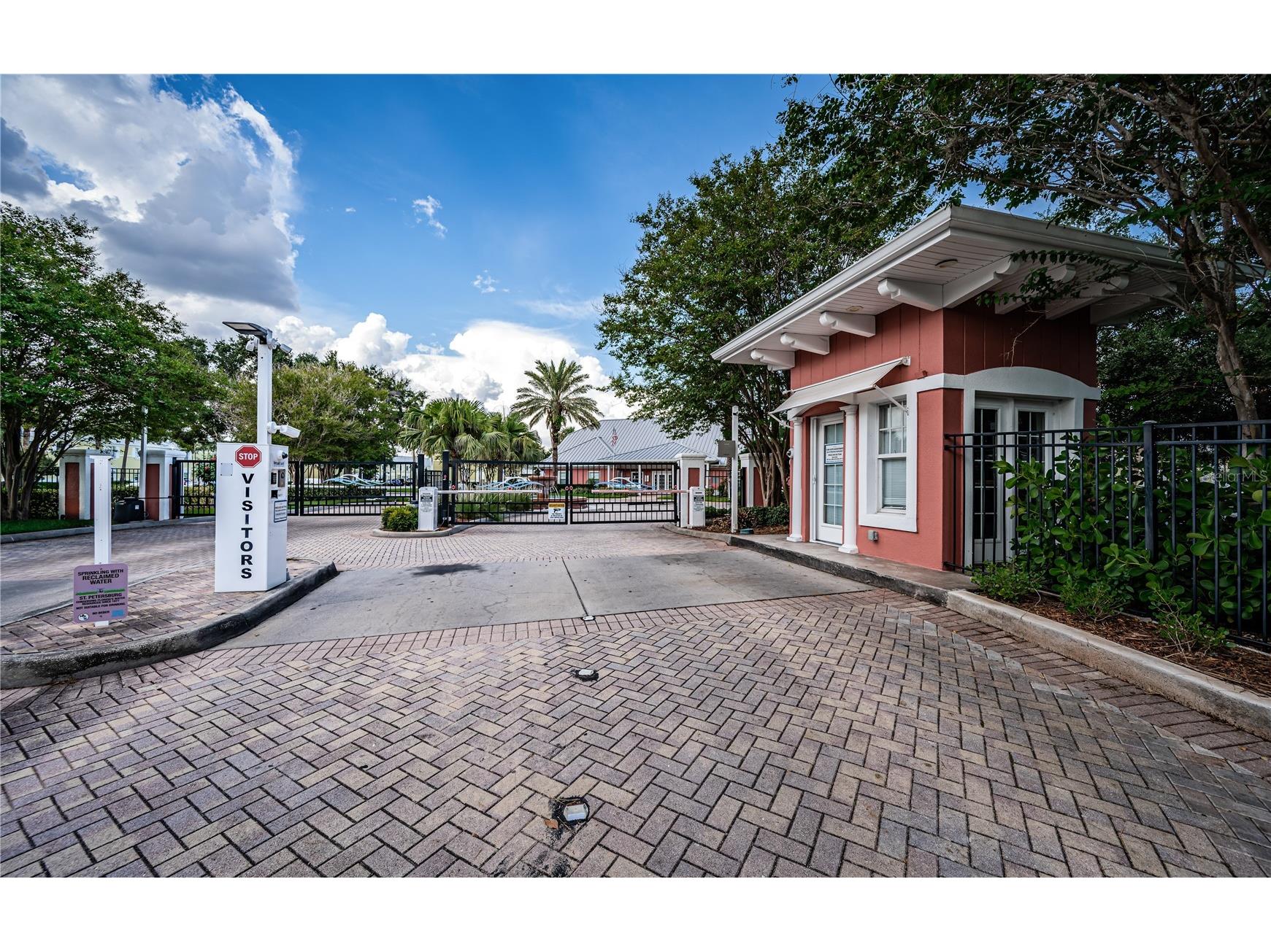 149 Seahorse Drive SE #H Saint Petersburg FL 33705 - BIG BAYOU LAKE TB8519687 image5