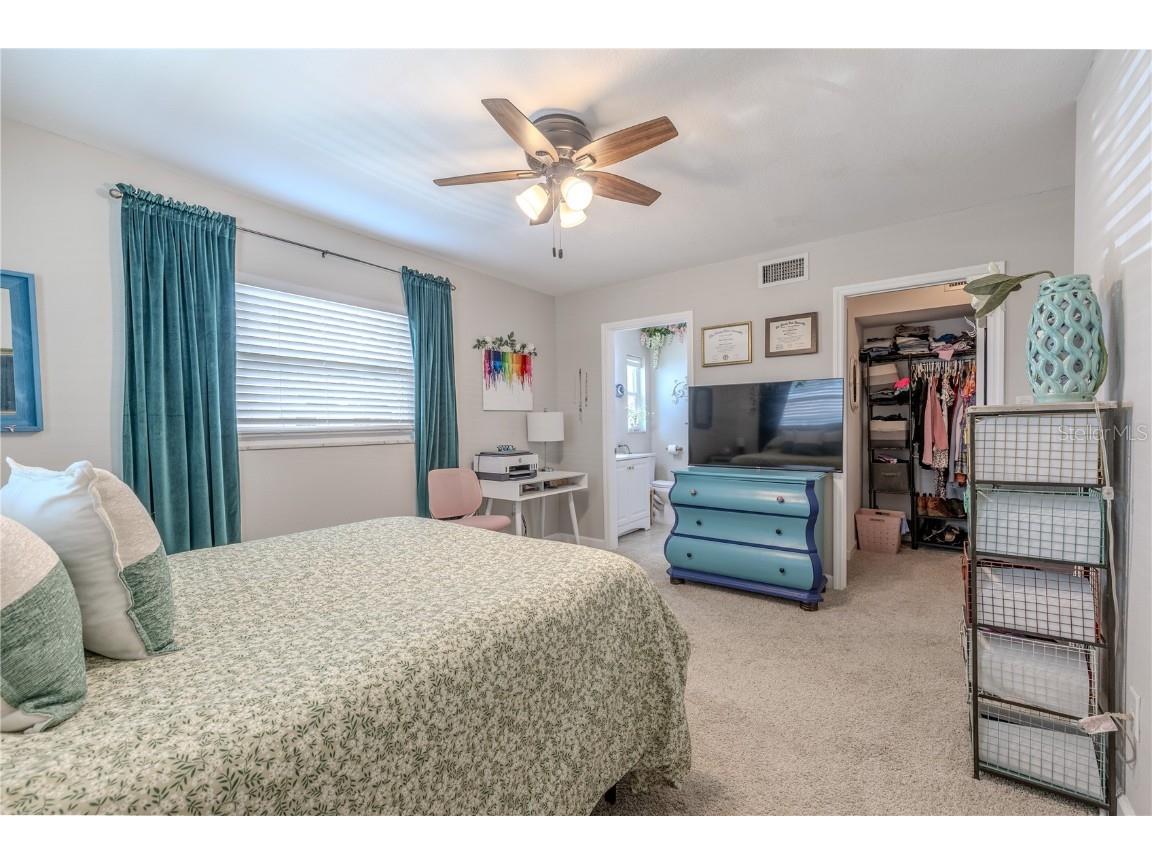 149 Sky Loch Drive E Dunedin FL 34698 TB8438359 image24