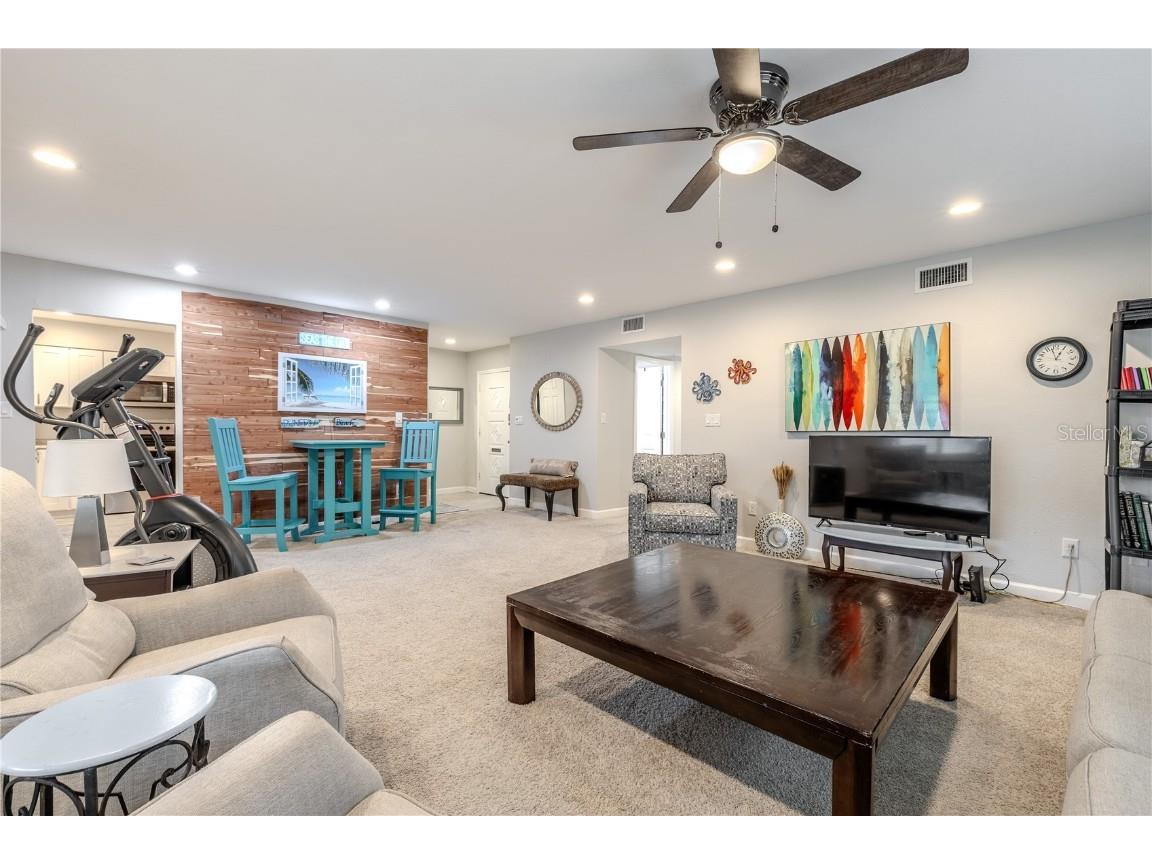 149 Sky Loch Drive E Dunedin FL 34698 TB8438359 image3