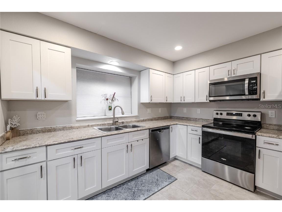 149 Sky Loch Drive E Dunedin FL 34698 TB8438359 image9