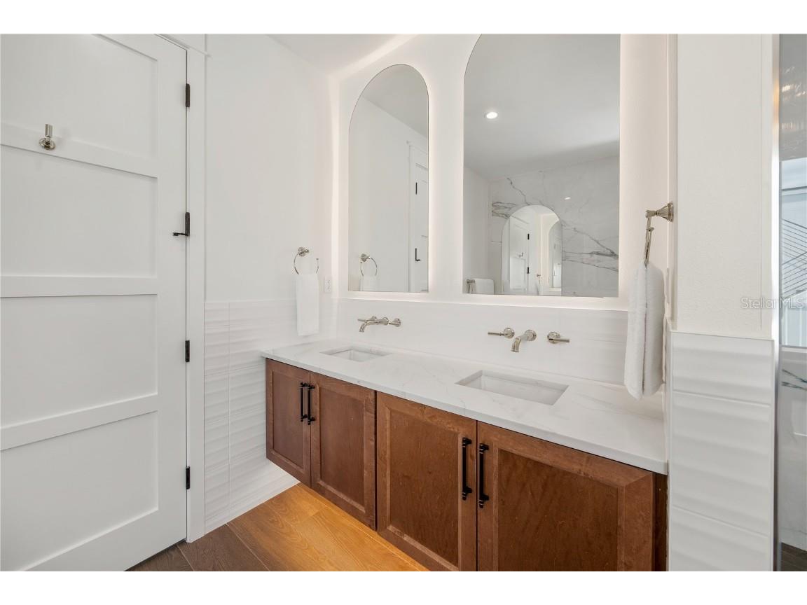 149 Tyler Drive Sarasota FL 34236 - GULF OF MEXICO A4667697 image16