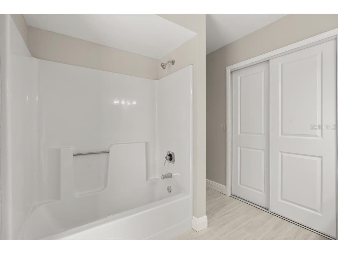 1490 April Avenue Deltona FL 32725 V4945440 image2