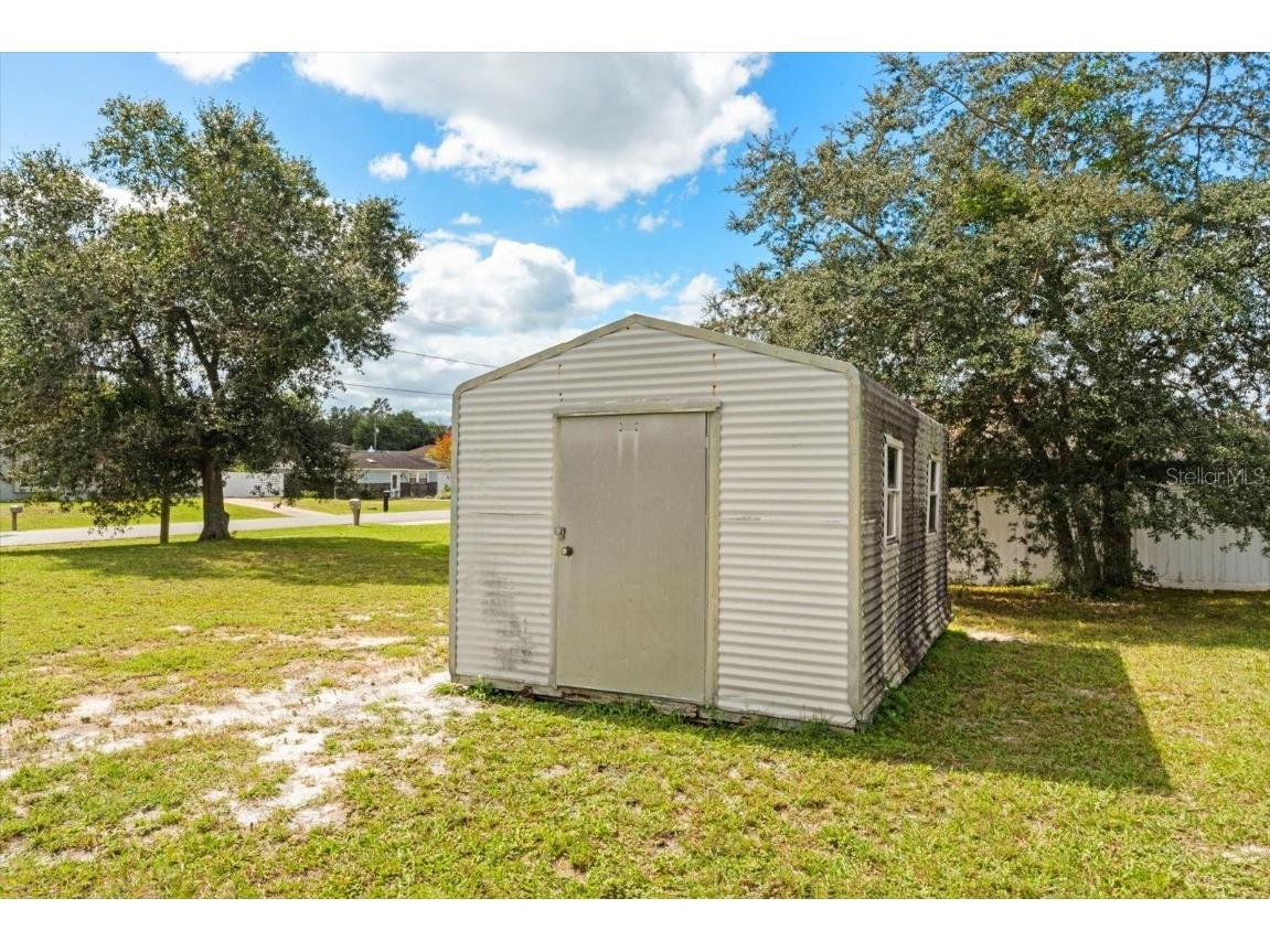 1490 April Avenue Deltona FL 32725 V4945440 image8