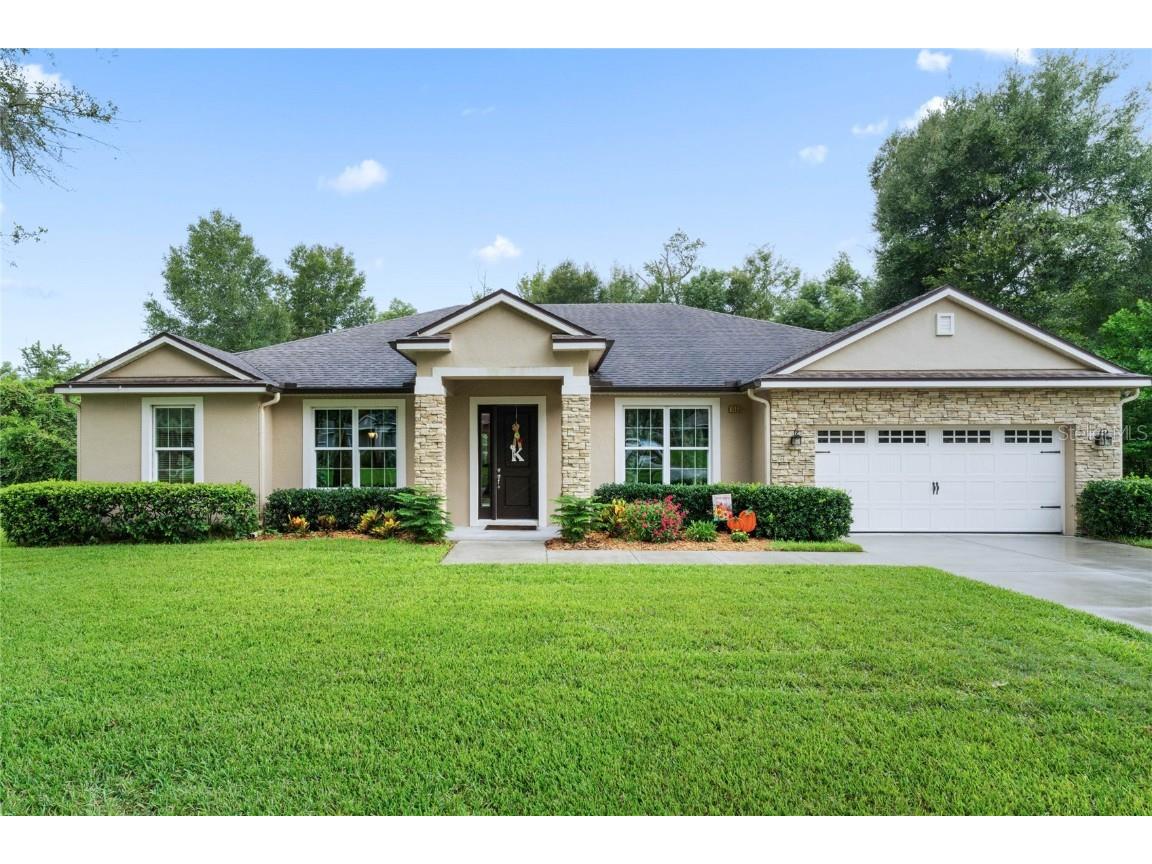 1490 Robinwood Drive Deland FL 32720 V4932526 image1