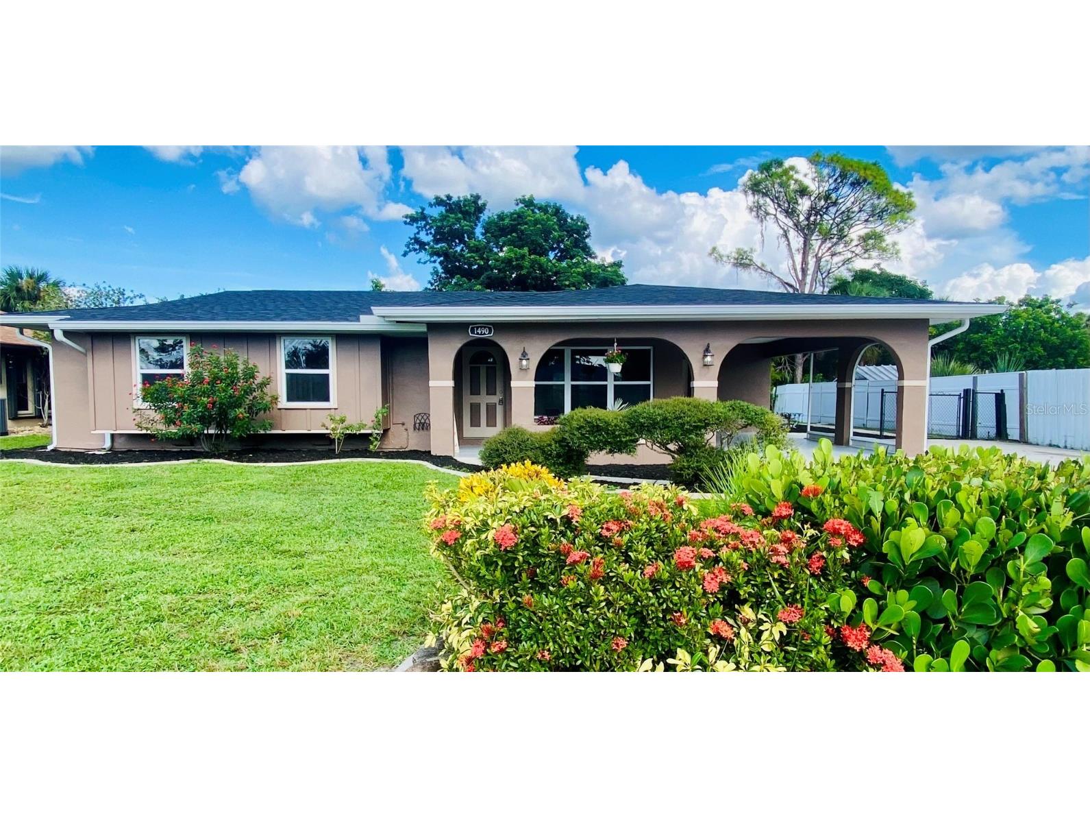 1490 Yorkshire Street Port Charlotte FL 33952 A4663902 image2