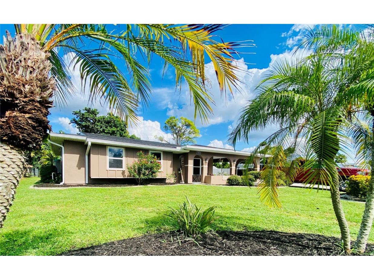 1490 Yorkshire Street Port Charlotte FL 33952 A4663902 image3