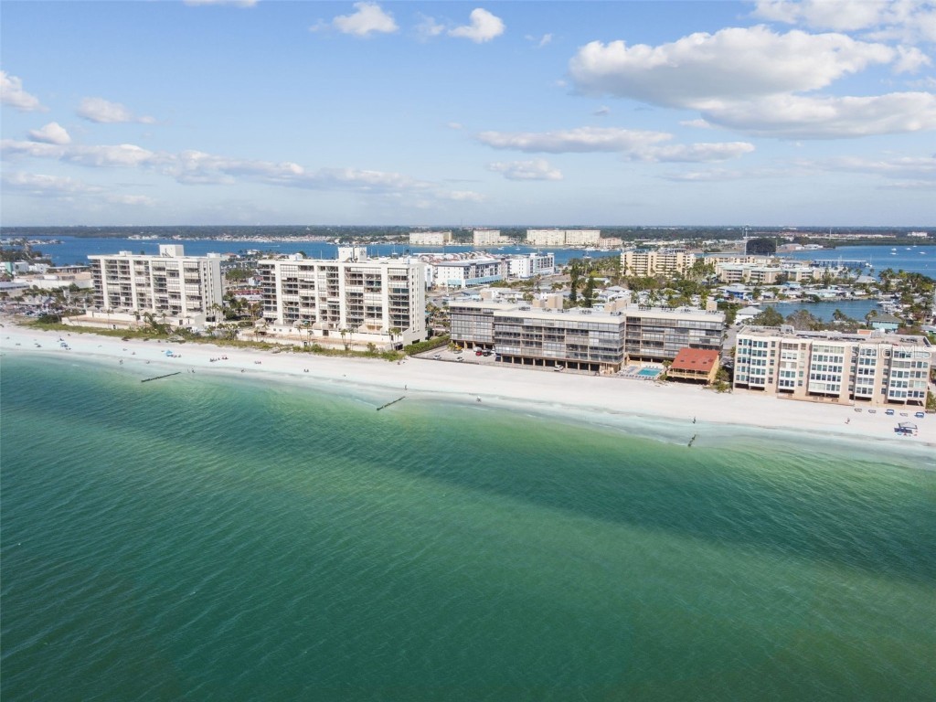 14900 Gulf Boulevard #204 Madeira Beach FL 33708 - GULF OF MEXICO U8220351 image1