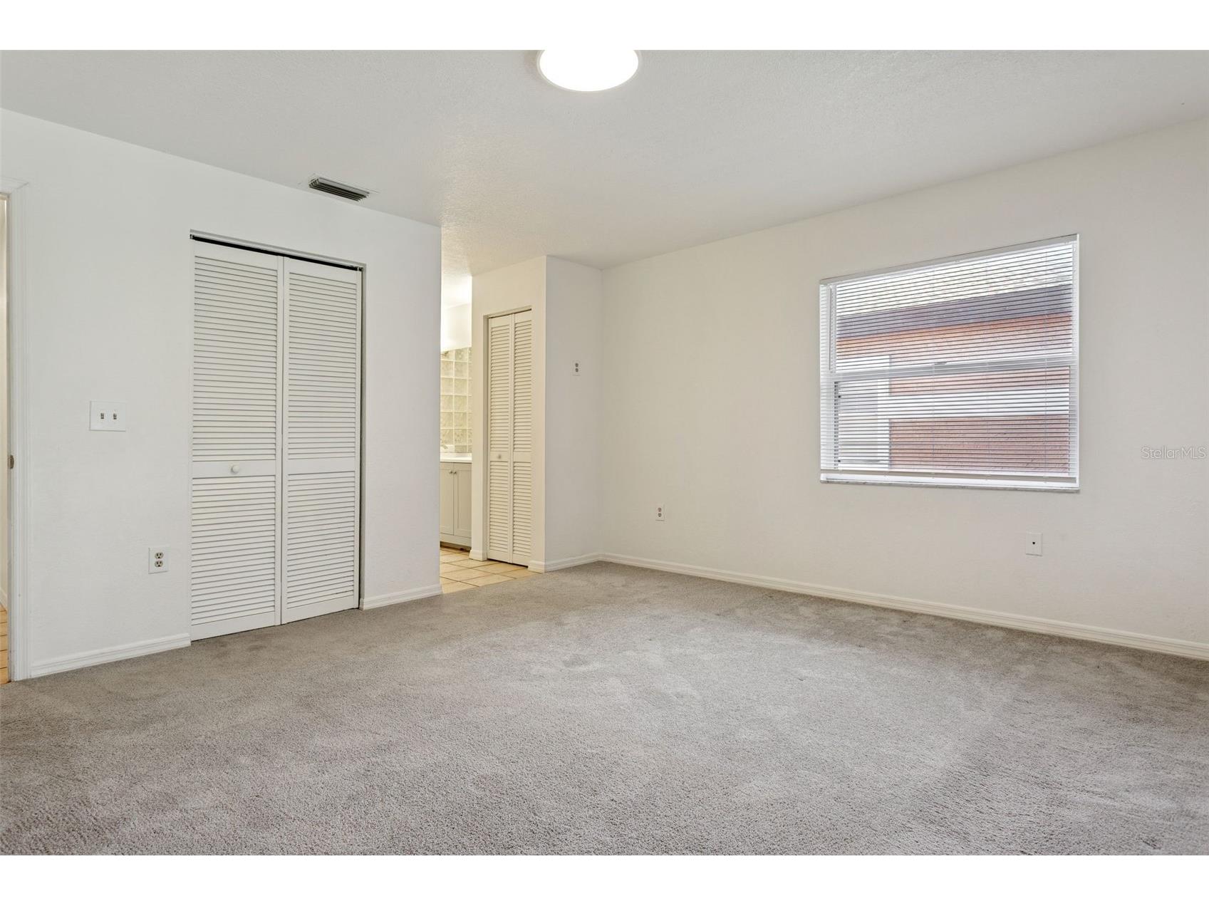 14902 Par Club Circle Tampa FL 33618 TB8489769 image17