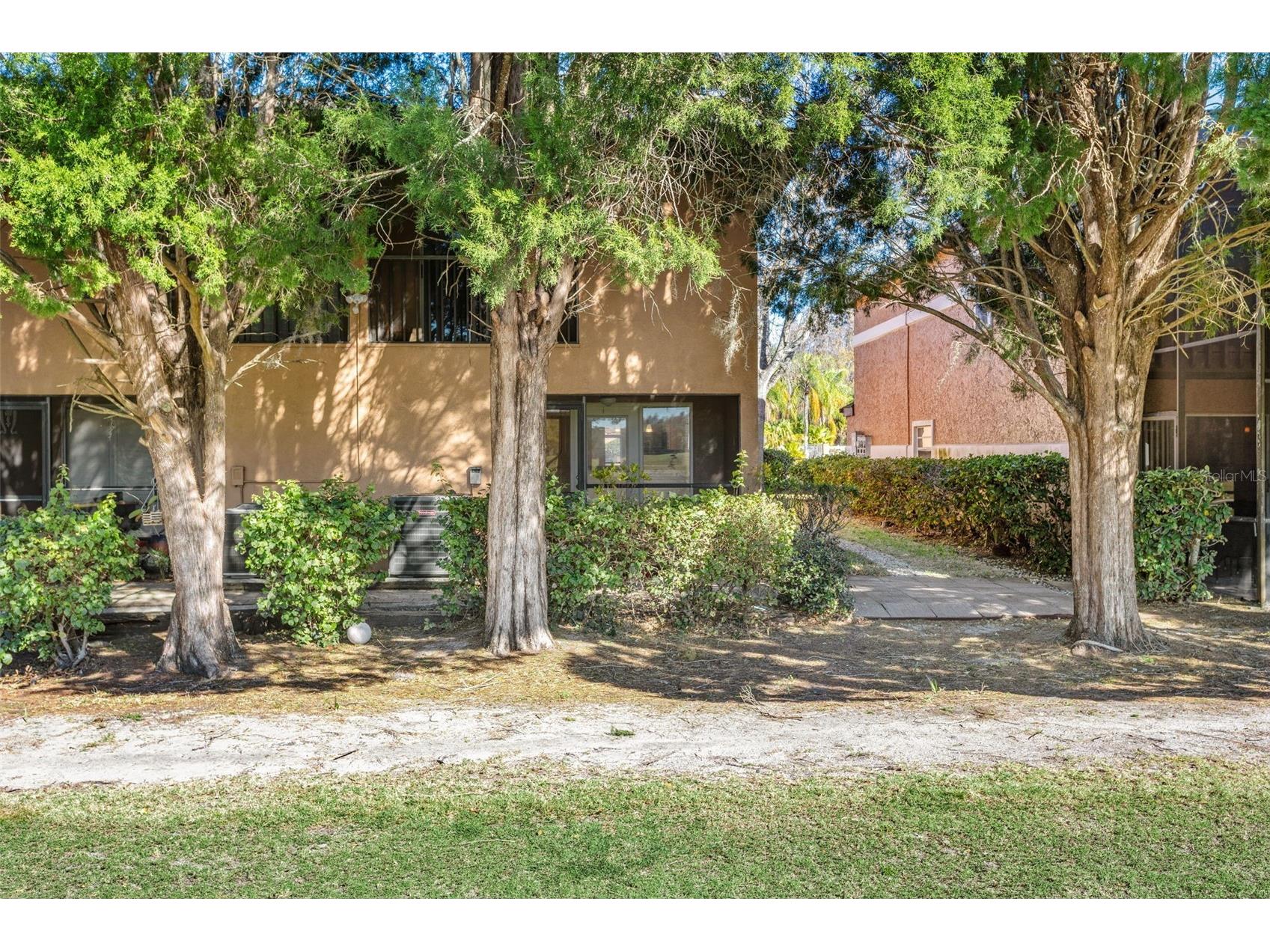 14902 Par Club Circle Tampa FL 33618 TB8489769 image25