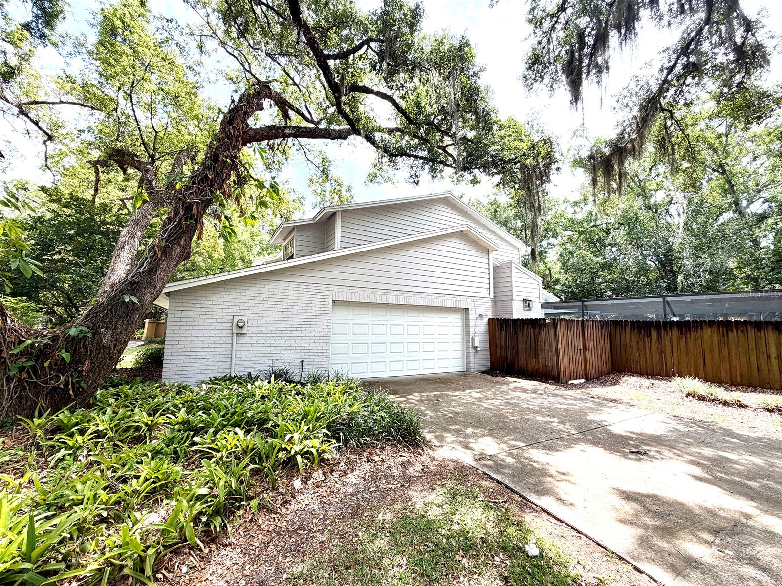 14904 Lake Forest Drive Lutz FL 33559 TB8501554 image2