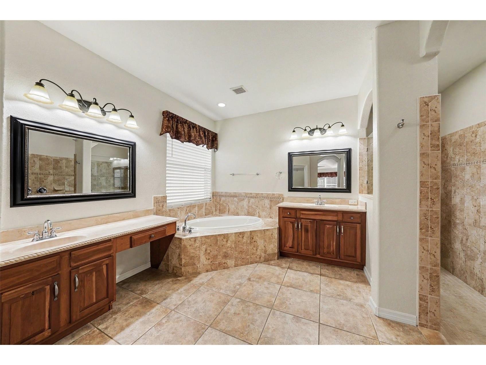 14906 Man O War Drive Odessa FL 33556 TB8518720 image17