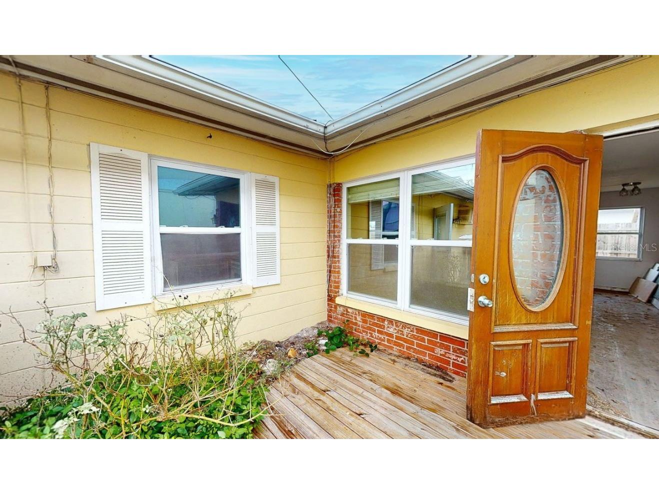 14906 N Bayshore Drive Madeira Beach FL 33708 TB8455188 image2