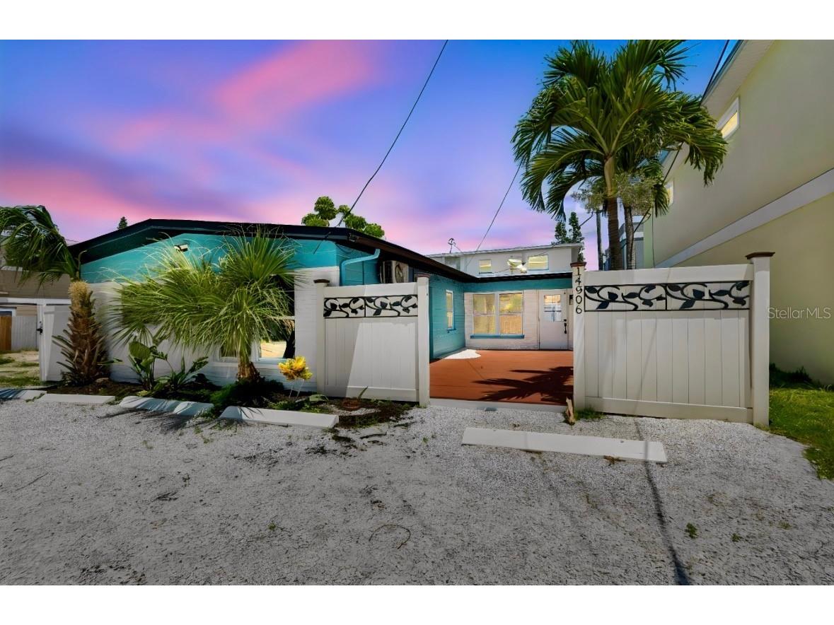 14906 N Bayshore Drive Madeira Beach FL 33708 TB8520507 image1