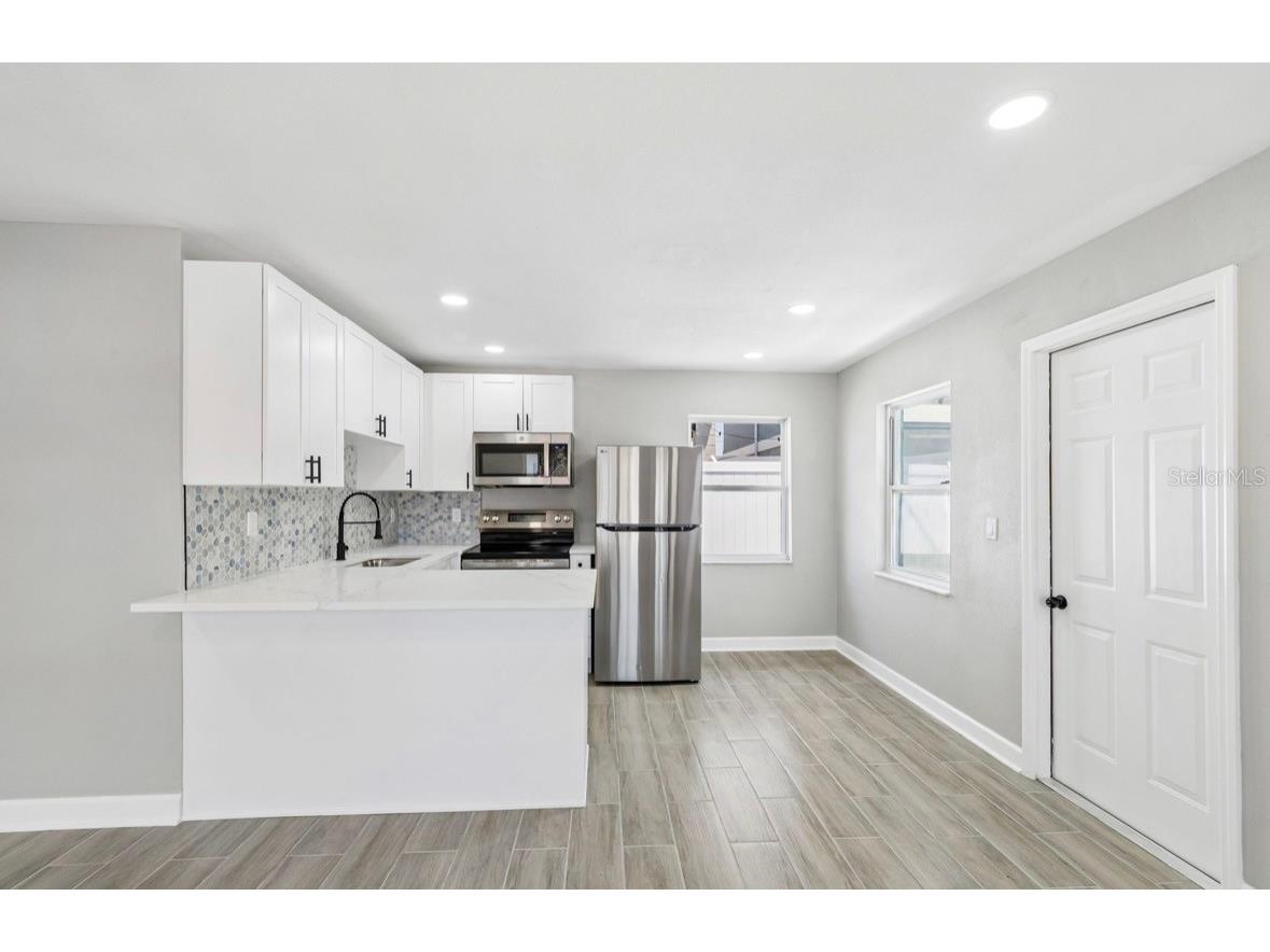 14906 N Bayshore Drive Madeira Beach FL 33708 TB8520507 image7