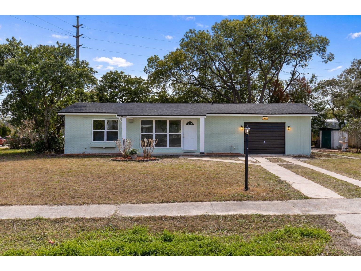 1491 Landover Avenue Deltona FL 32725 V4947719 image1