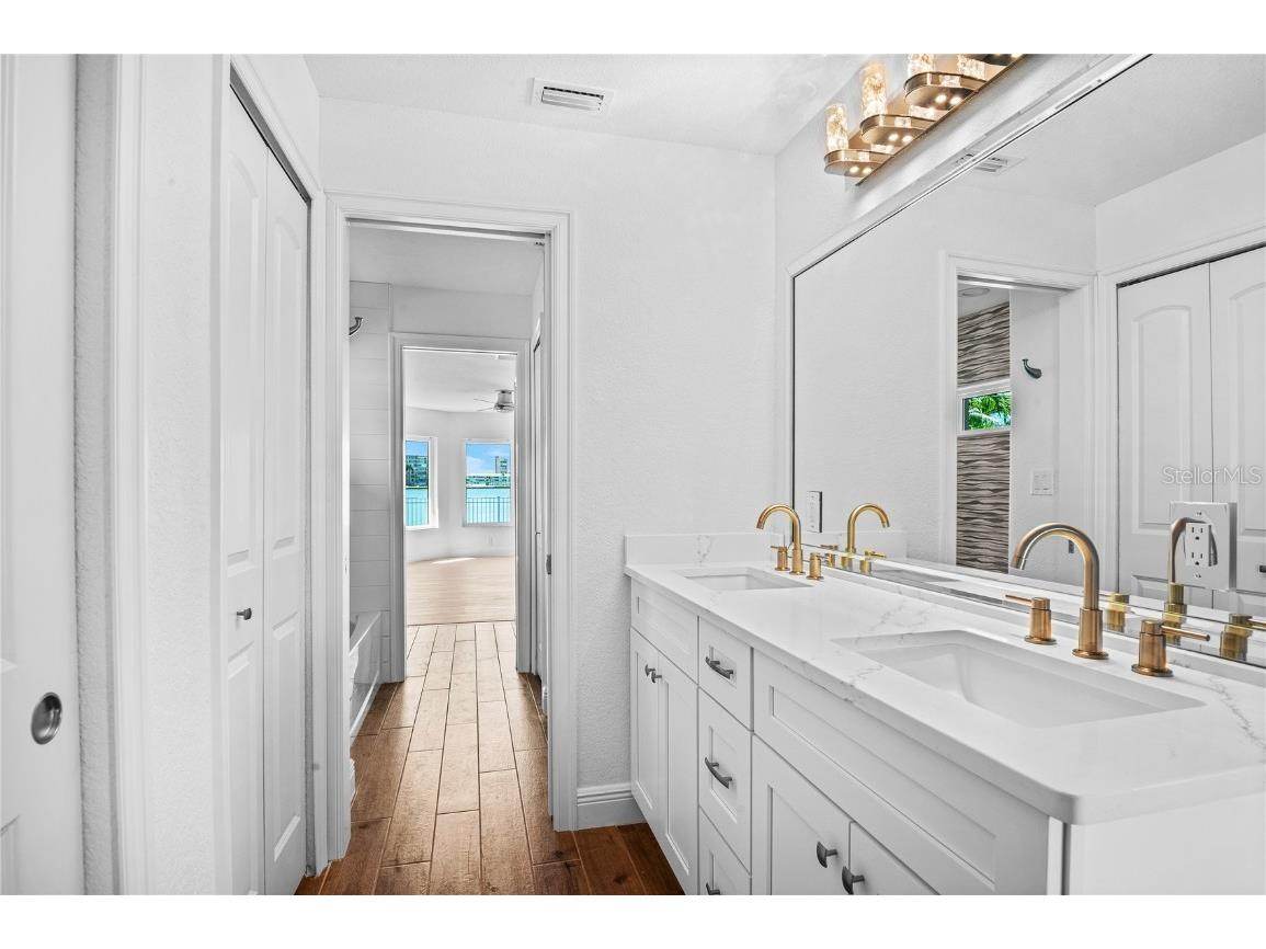 1491 Sea Gull Drive S Saint Petersburg FL 33707 TB8440050 image10