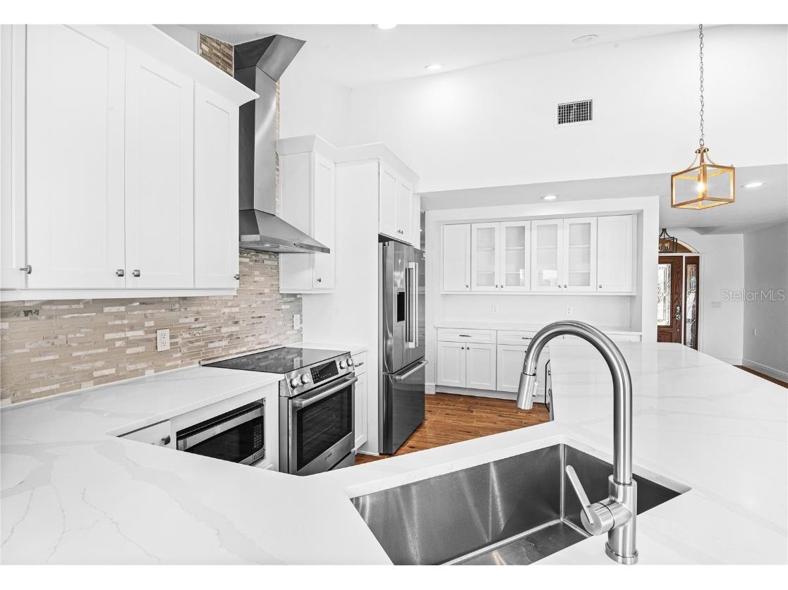 1491 Sea Gull Drive S Saint Petersburg FL 33707 TB8440050 image6