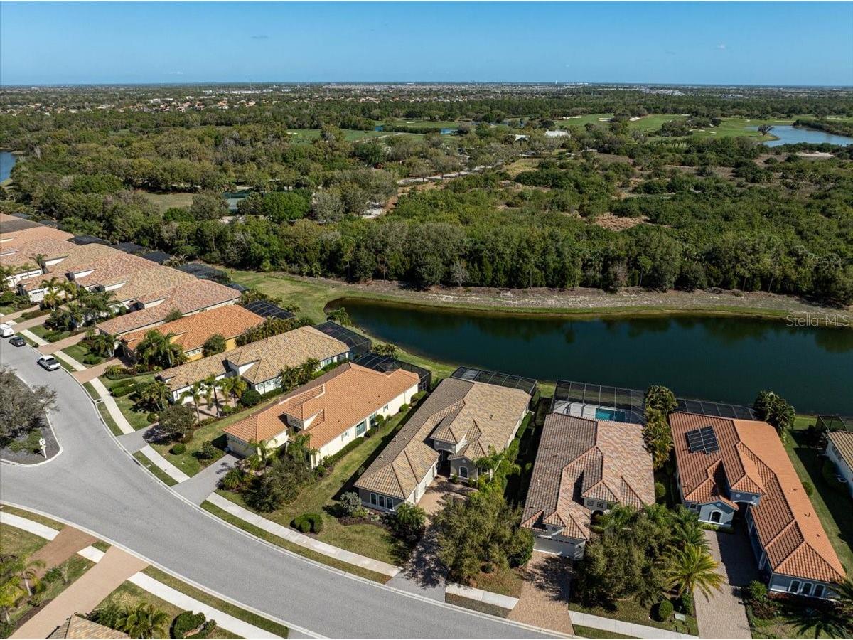 14911 Castle Park Terrace Lakewood Ranch FL 34202 A4687279 image38